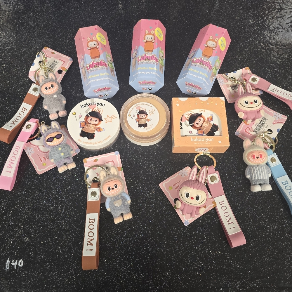 Labubu Gift Set
